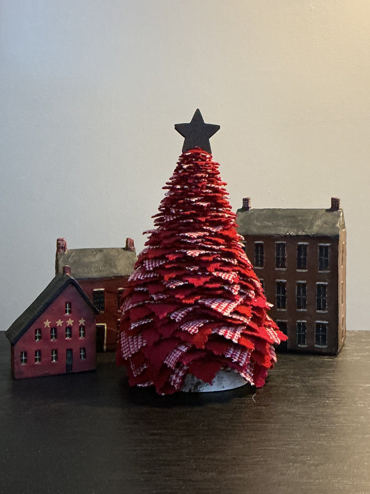 7" Wool Tree